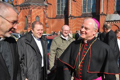 pontifikalamt_und_empfang_52_20101010_2008234918