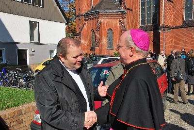 pontifikalamt_und_empfang_54_20101010_1799100105