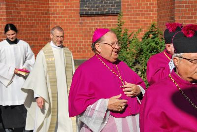 pontifikalamt_und_empfang_67_20101010_1860886156