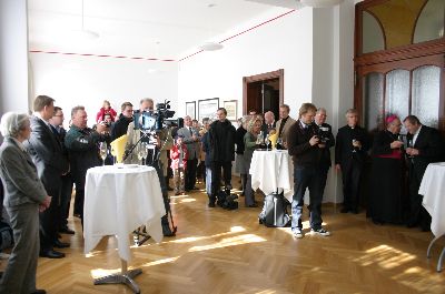 pontifikalamt_und_empfang_6_20101010_1418112559