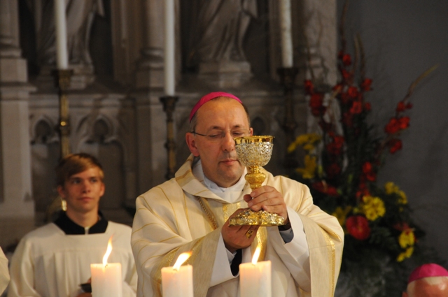 bischofsweihe_von_wolfgang_ipolt_23_20110828_1115378649